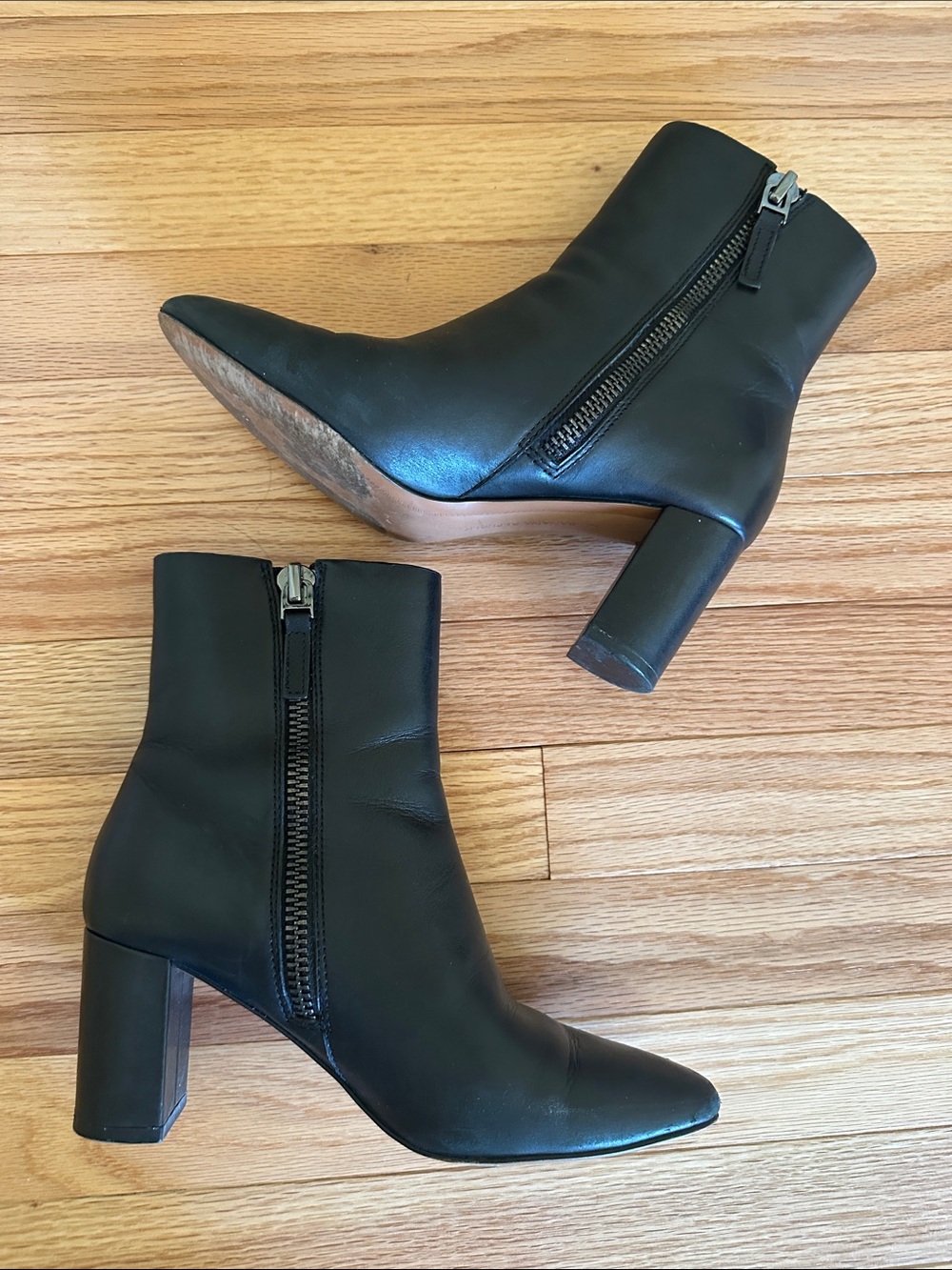 Banana Tall Leather Ankle Booties With Zippets - Picture 3 of 12